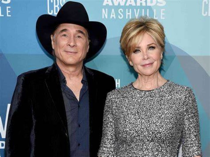 Who is Clint Black's wife Lisa Hartman? The US Sun