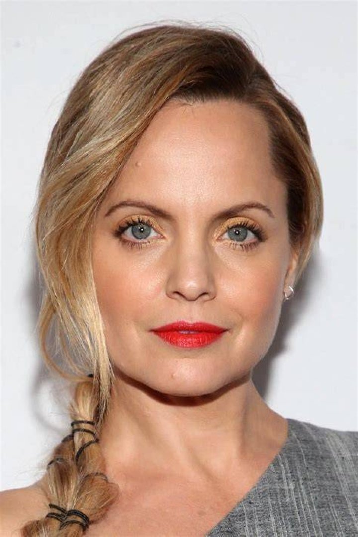 Who Is Mena Suvari's Husband? All About Michael Hope