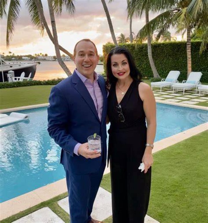 Who is Raymond Arroyo and how old is he? Dailynationtoday