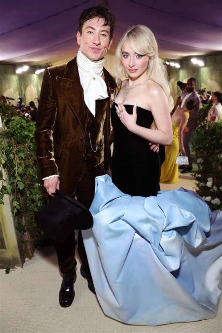 Who Is Sabrina Carpenter Dating 2017 Picture Of Carpenter