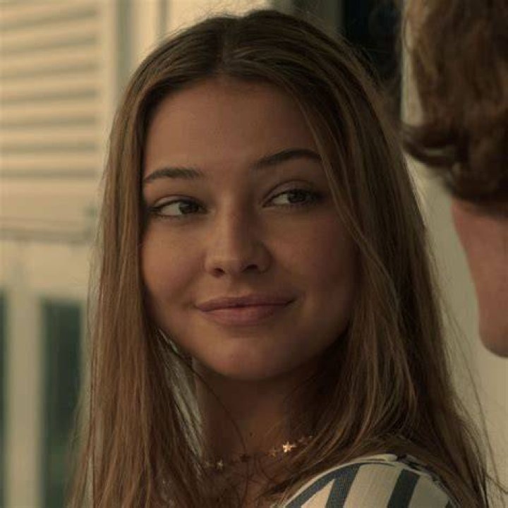 Will Sarah Cameron Discover An Unexpected Pregnancy?