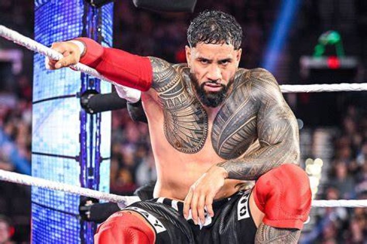 WWE News Pregnant Jay Uso, Bayley's Shield Tribute, Jade Cargill's