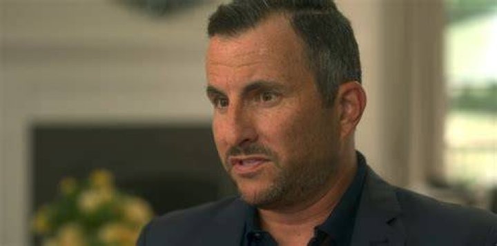 Zach Goldsmith Net Worth How Wealthy is The Agency Real Estate Agent?